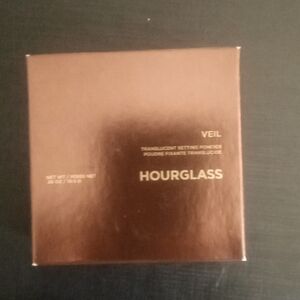 Hourglass translucent setting powder DEEP